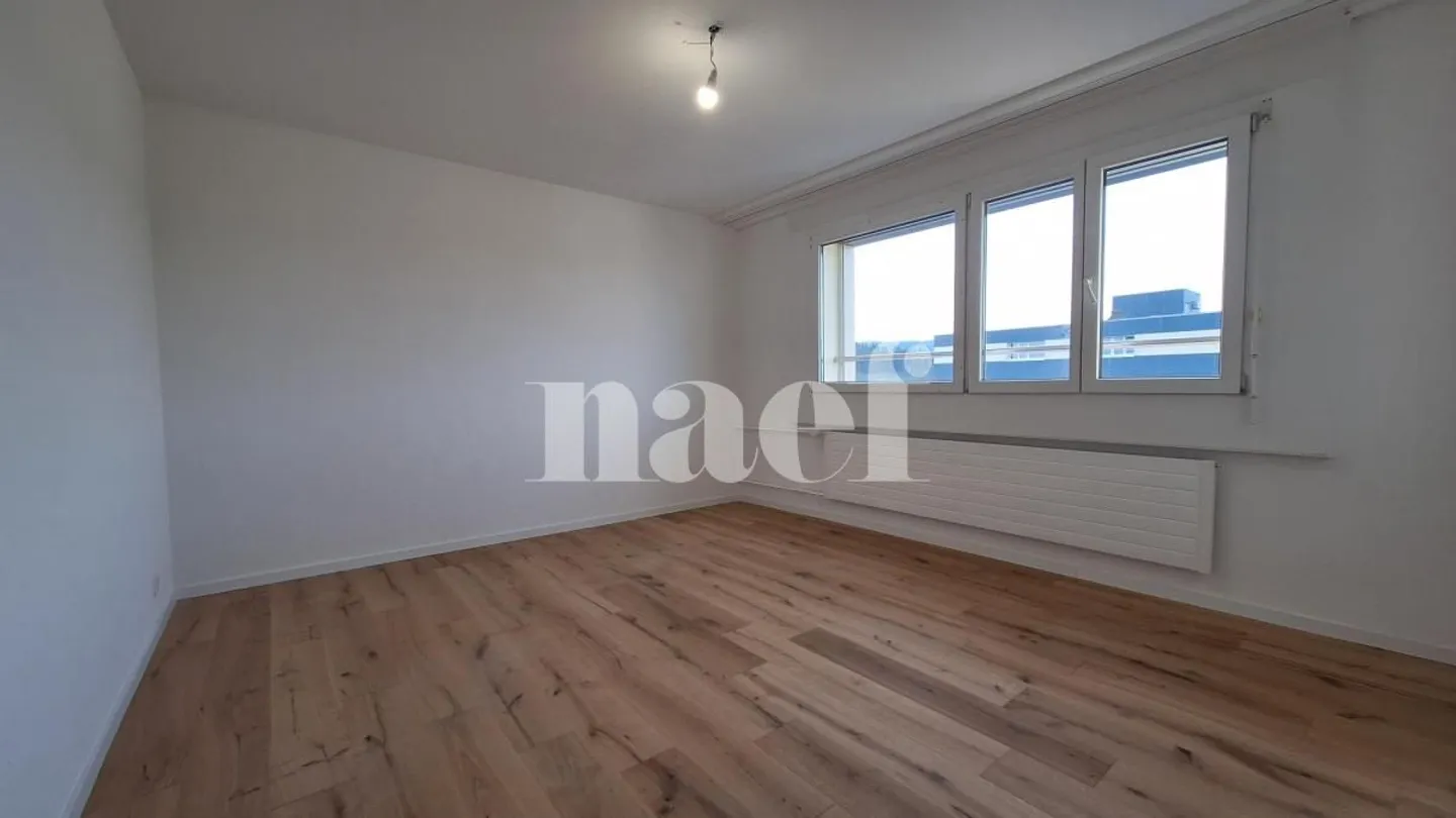 4.5 Room Apartment - Photo 4 of 9