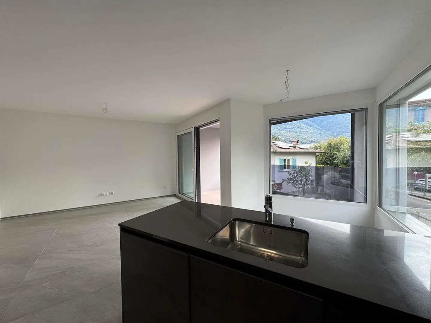 2,5 Zimmer mit Terrasse - Foto 4 von 11