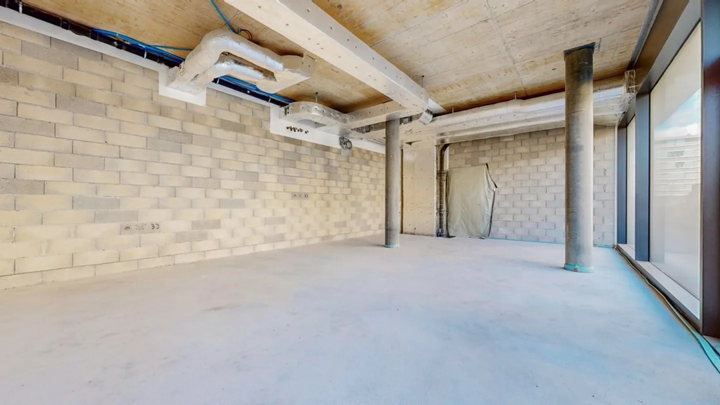 Expanding Neighborhood, Various Arcades, at the Discretion of the Tenant - Photo 8 of 12