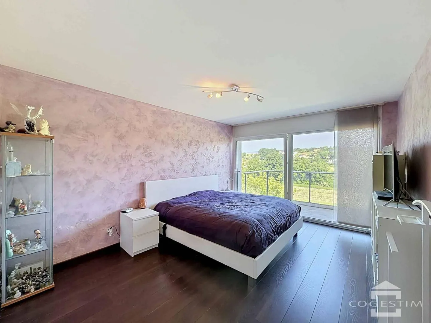 Semi-Detached House 6.5 Rooms - Photo 4 of 13