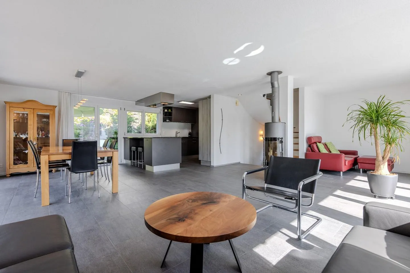 Casa unifamiliare di 5,5 stanze con garage doppio a Kaufdorf - Foto 6 di 13