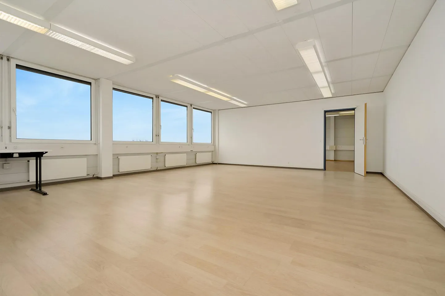 Office or commercial space - ready for occupancy - affordable - Photo 20 of 24