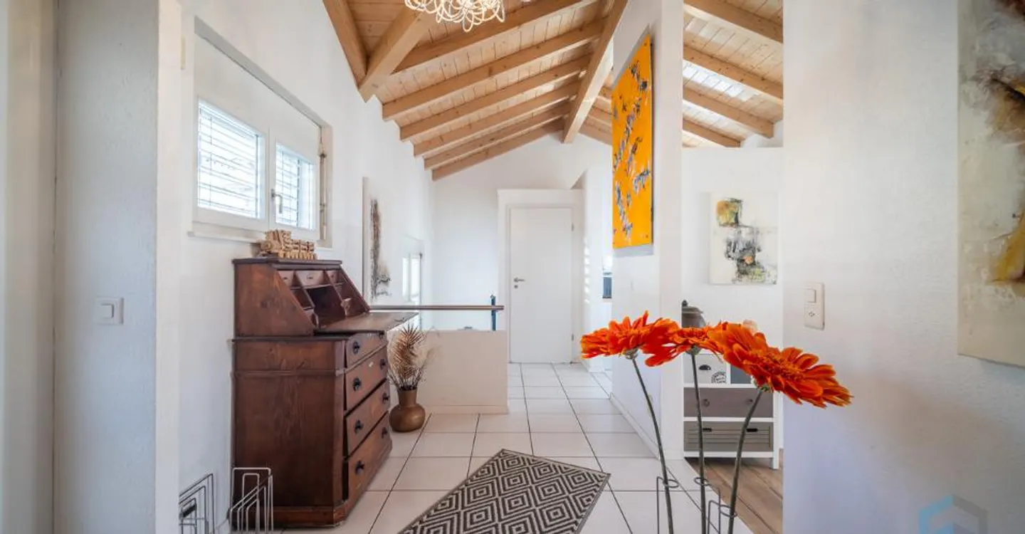 Esclusiva splendida villa bifamiliare di 5 stanze a Corin - Foto 5 di 11