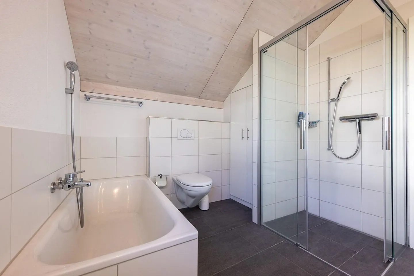 Casa unifamiliare di 5,5 stanze con garage doppio a Kaufdorf - Foto 11 di 13