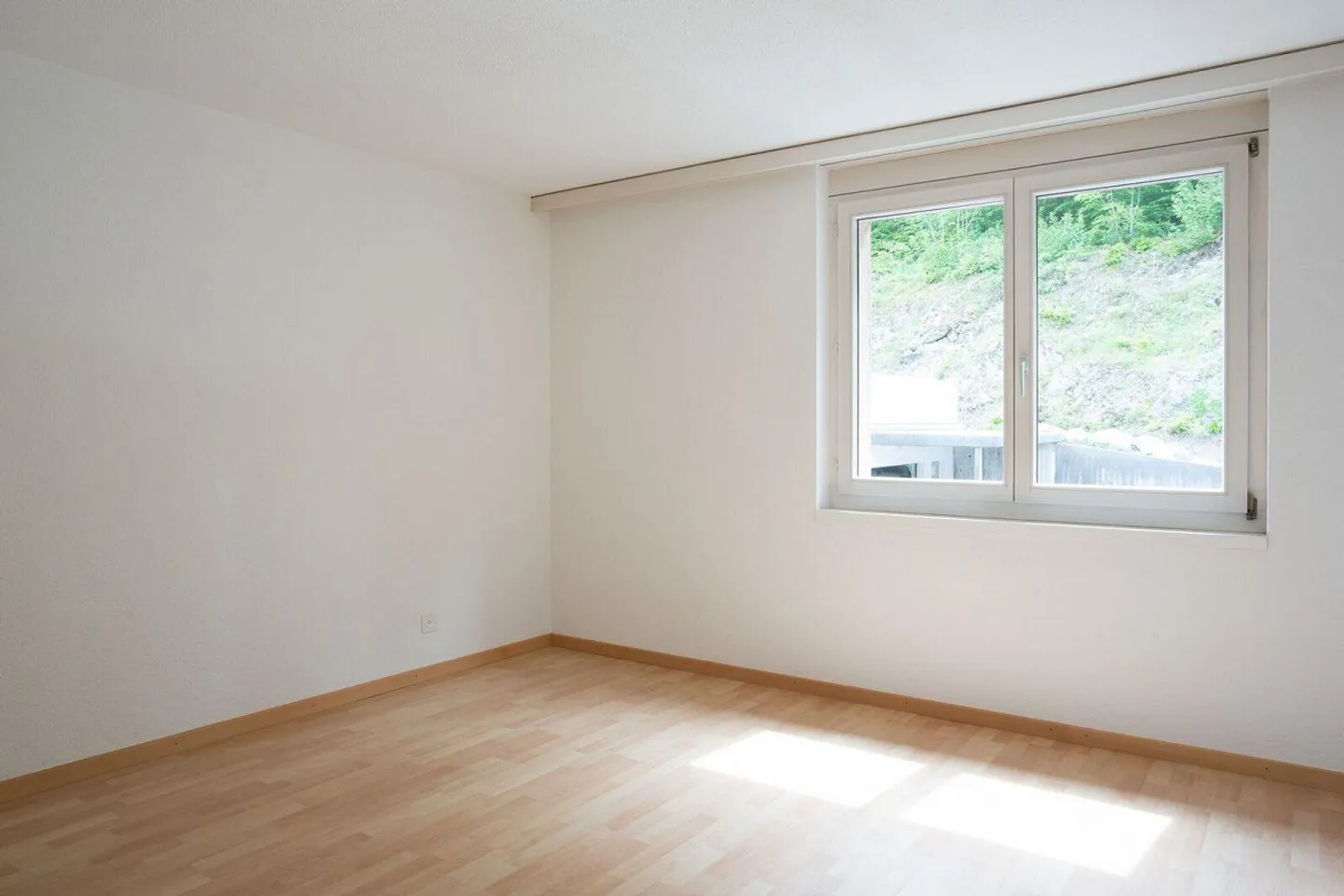 Charmante Maison Familiale avec Balcon - Photo 5 sur 9