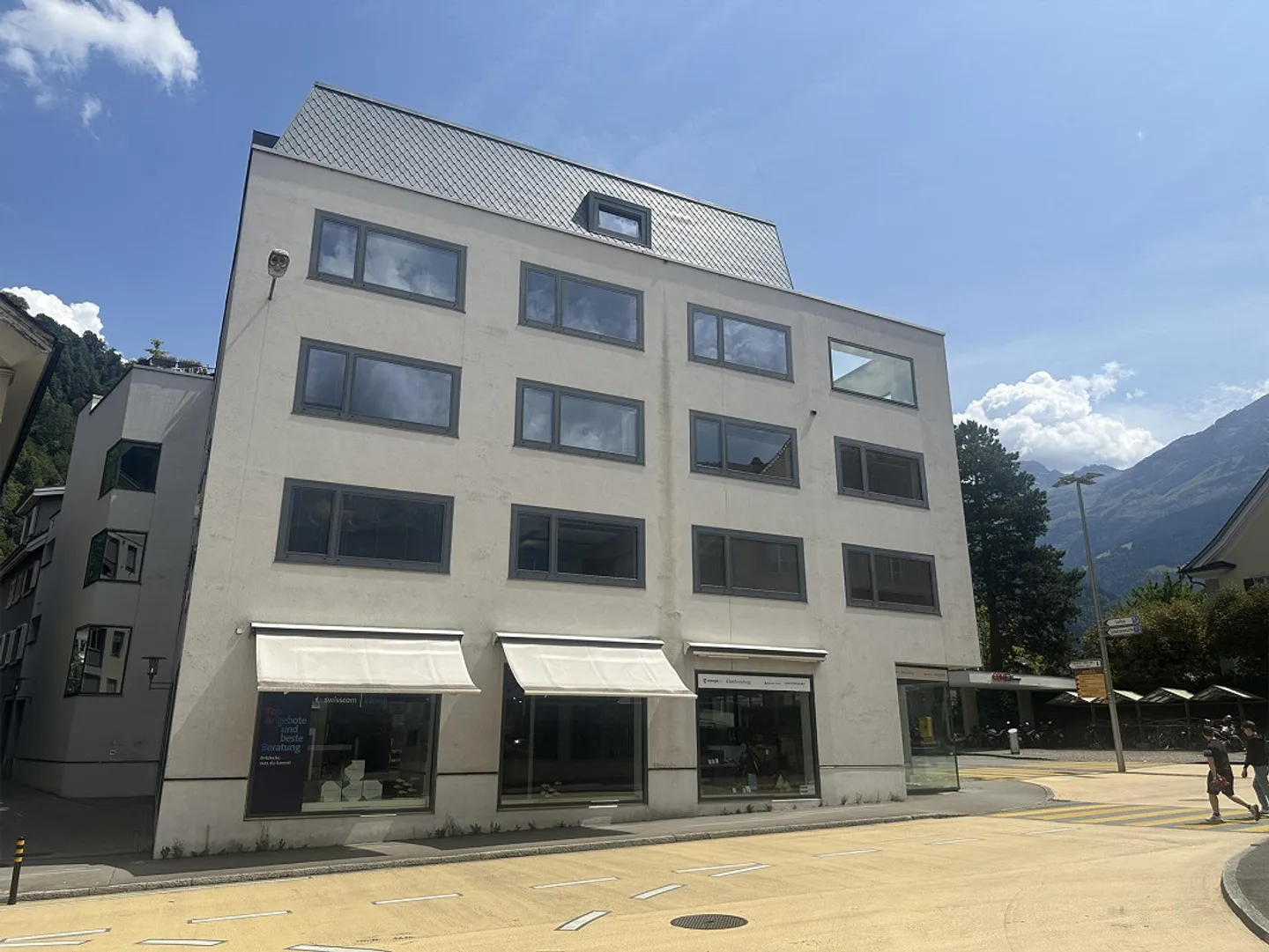 168m² fully developed bright office space for rent - Photo 2 of 12