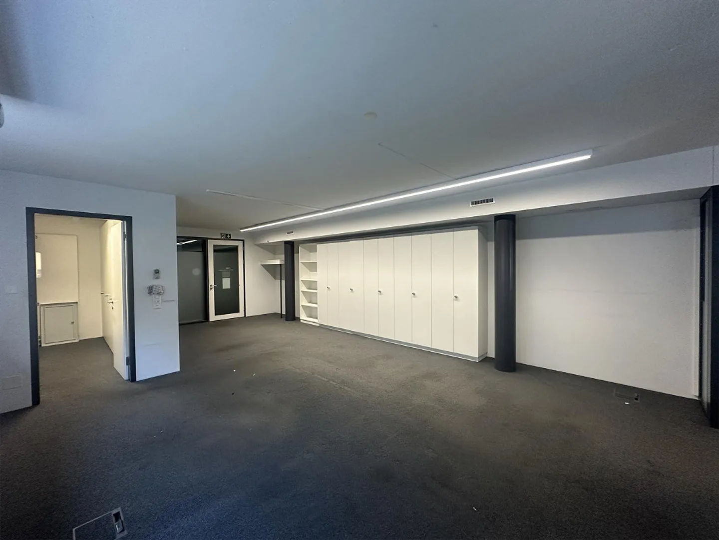 168m² fully developed bright office space for rent - Photo 9 of 12