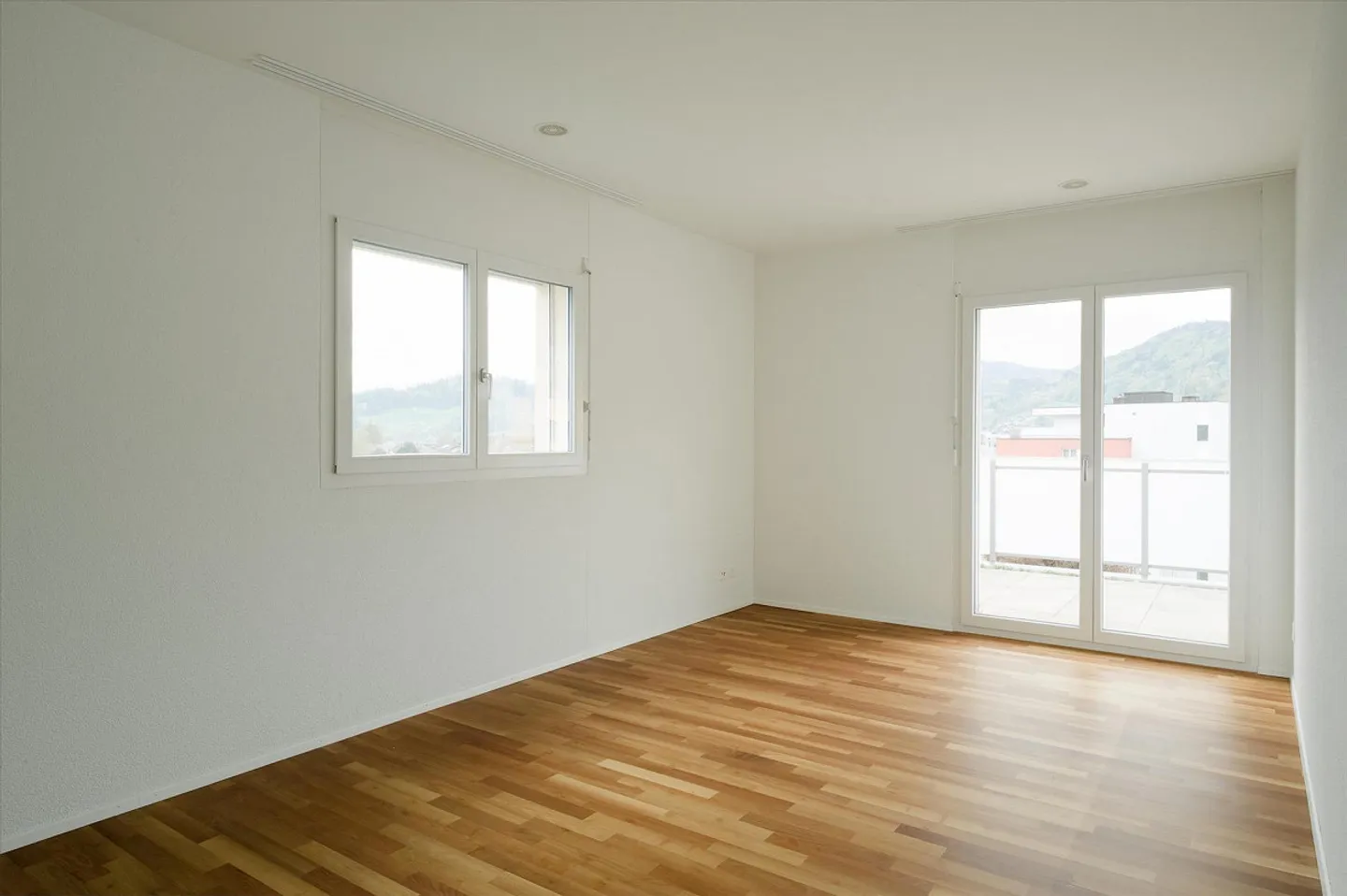 Penthouse apartment with a view seeks new resident! - Photo 9 of 12