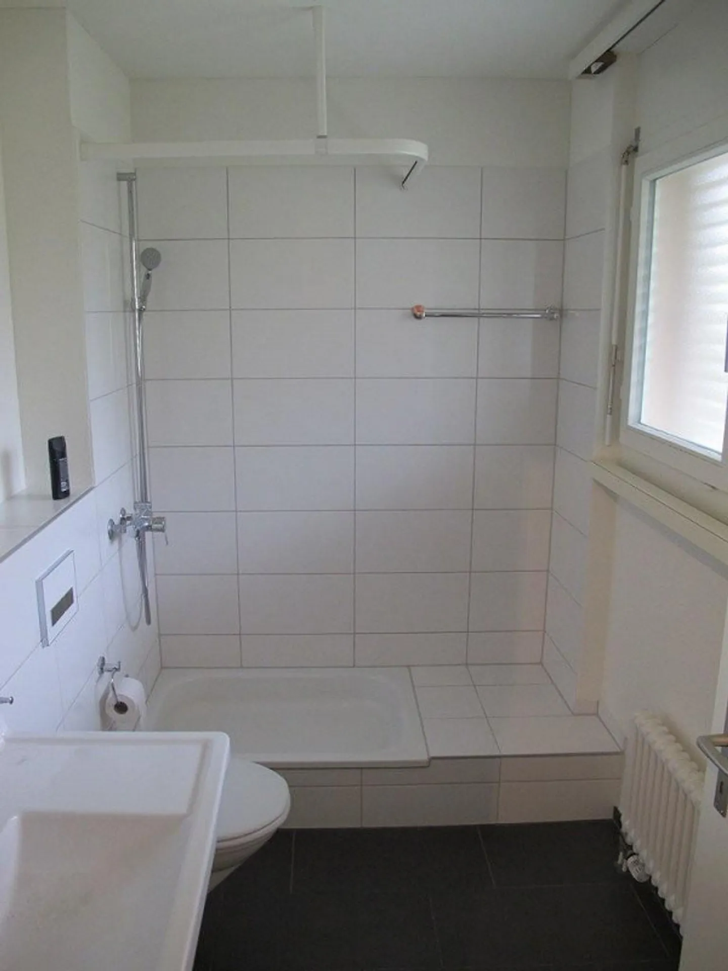 Central 2.5 Room Apartment on the 1st Floor - Photo 5 of 5