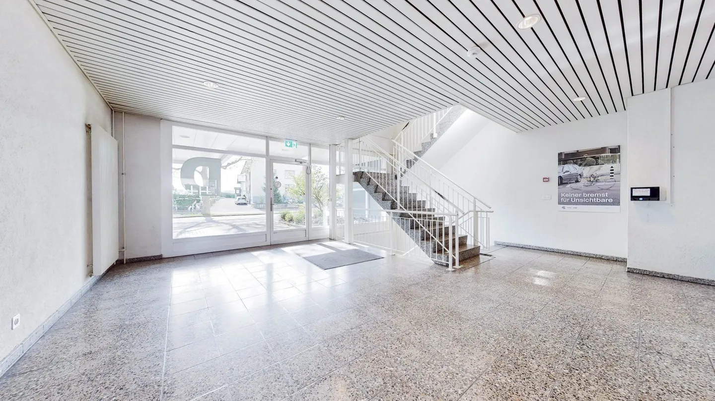 Spazi per uffici e commerciali attraenti in una posizione centrale - Foto 5 di 14