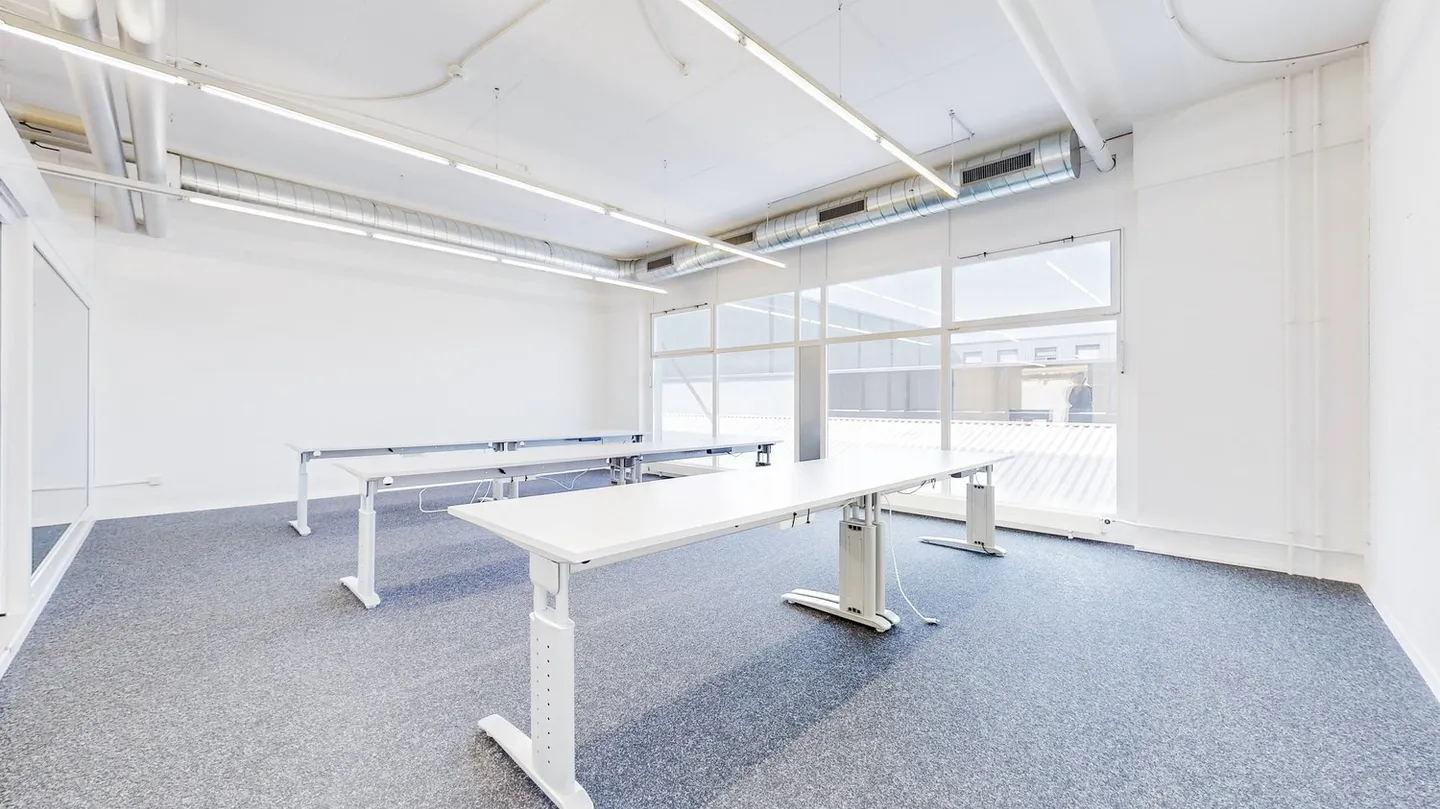 Spazi per uffici e commerciali attraenti in una posizione centrale - Foto 14 di 14