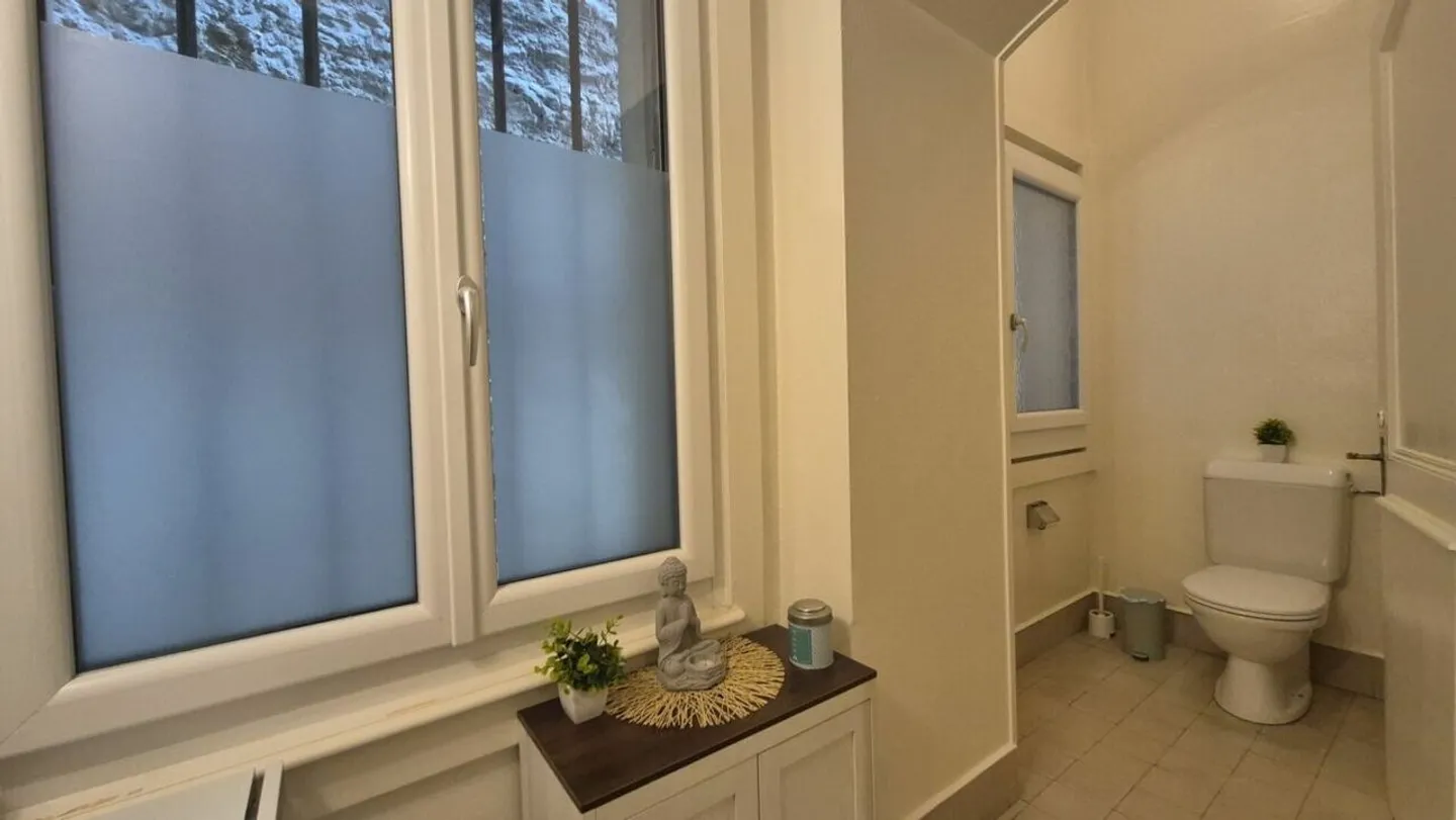 Zone commerciale dans un emplacement idéal à Le Locle - Photo 6 sur 6