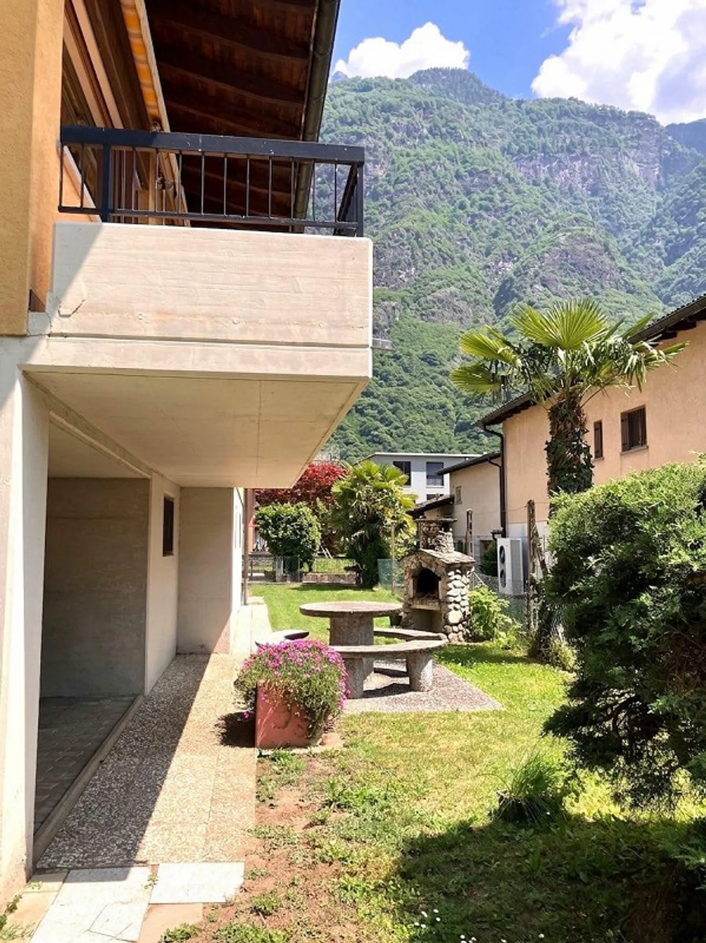 Maison individuelle de 6,5 pièces avec jardin à Biasca - Photo 4 sur 13