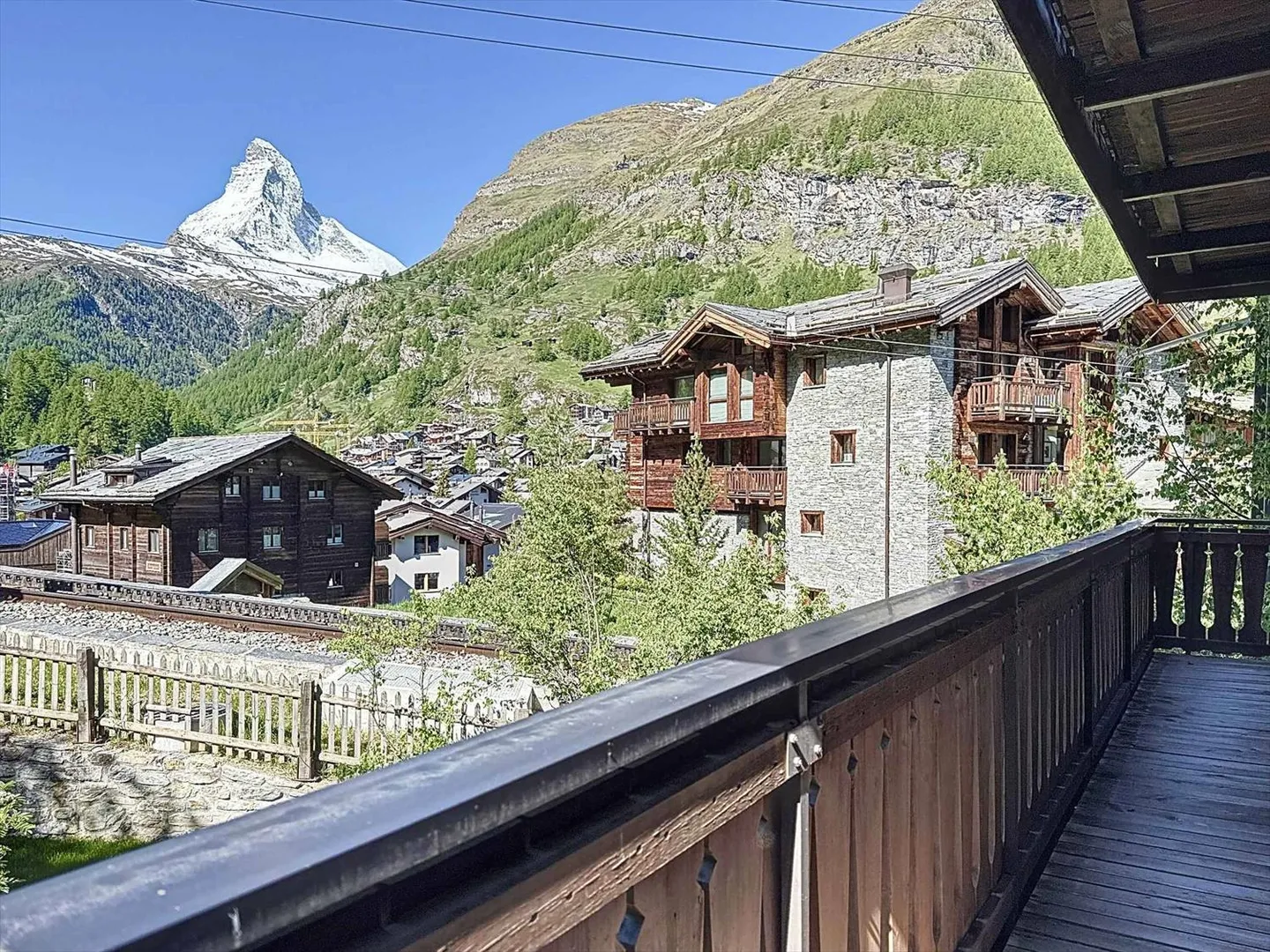 Appartamento esclusivo con quattro stanze e vista mozzafiato sul Cervino - nel cuore - Foto 11 di 13