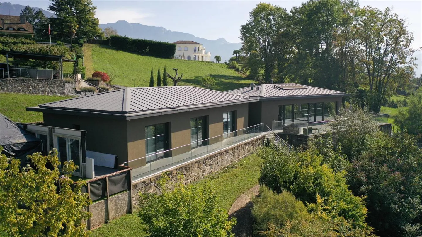 Splendide propriété située dans un quartier résidentiel, prestigieux et calme - Photo 2 sur 11