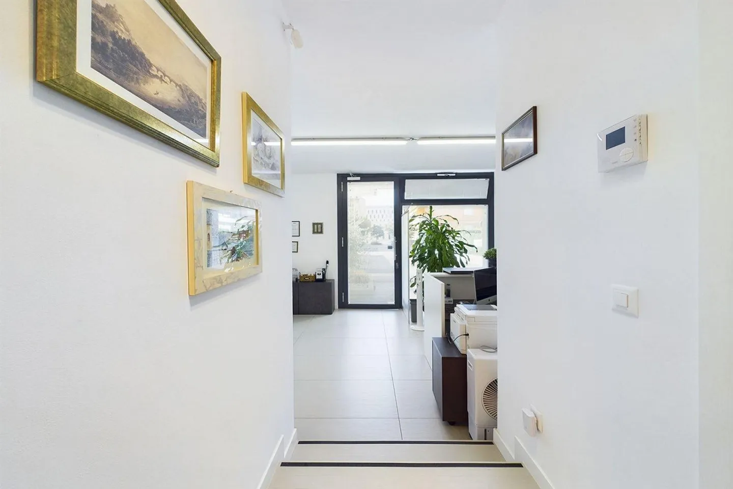 Viganello VN 119001001-2809 | Modern commercial space with versatile... - Photo 2 of 10