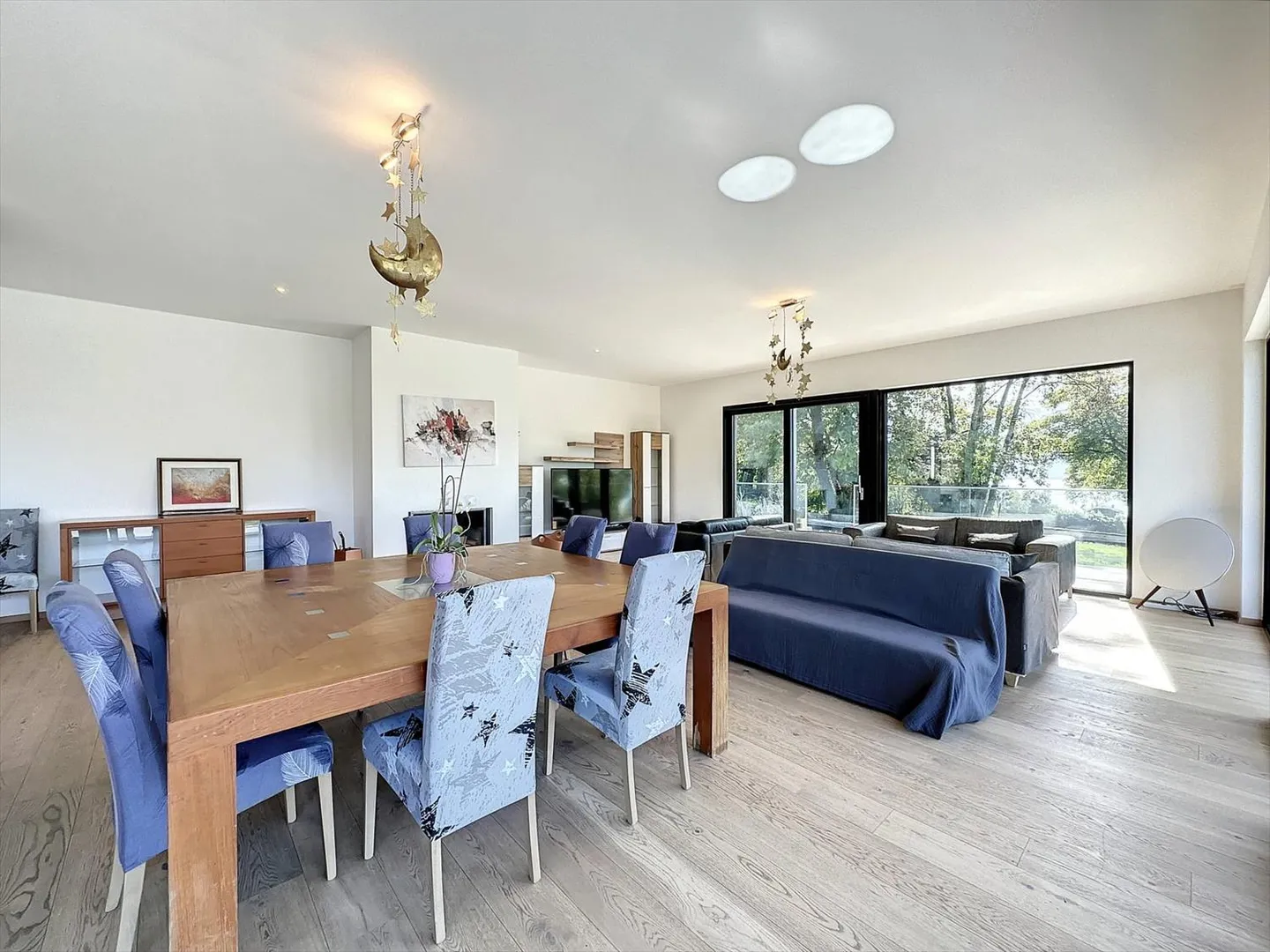 Splendide propriété située dans un quartier résidentiel, prestigieux et calme - Photo 6 sur 11