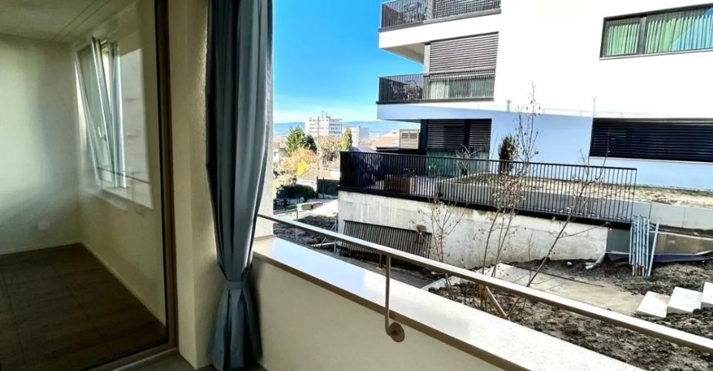 Studio moderne avec vue sur le lac - Photo 6 sur 11
