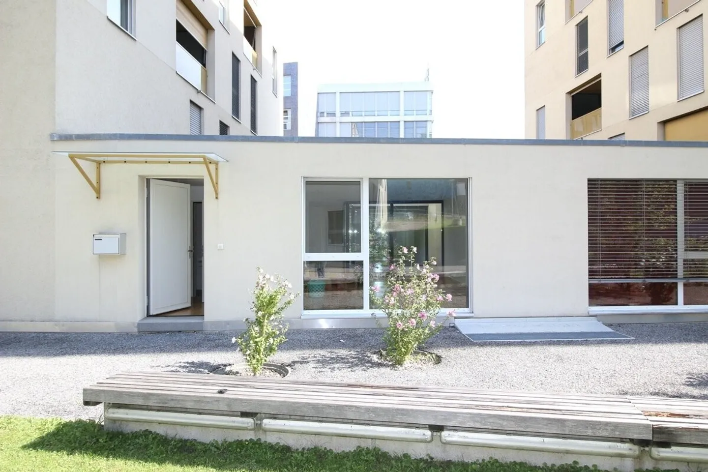 Incredible 97 m² loft with patio in the heart of Fribourg - Photo 1 of 13