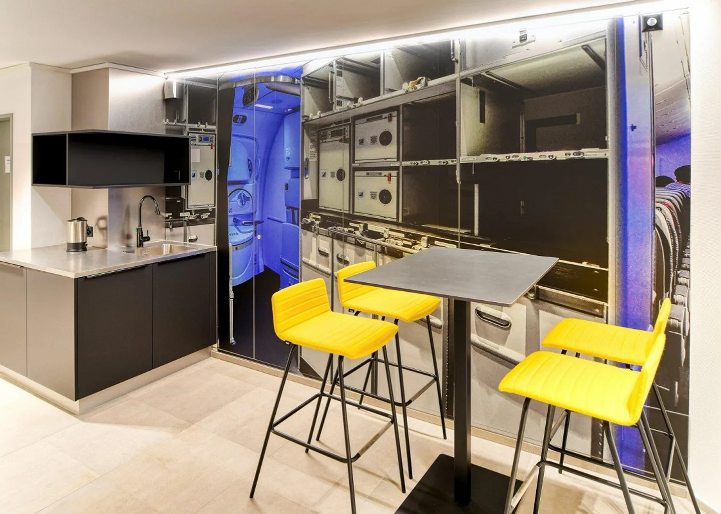 Office or Practice Room PC-6 for Rent in 'The Tower' Stans - Photo 6 of 11