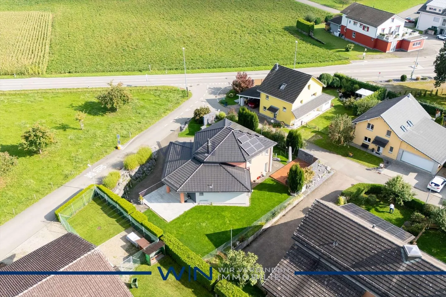 Casa 7.5 stanze - Foto 1 di 13