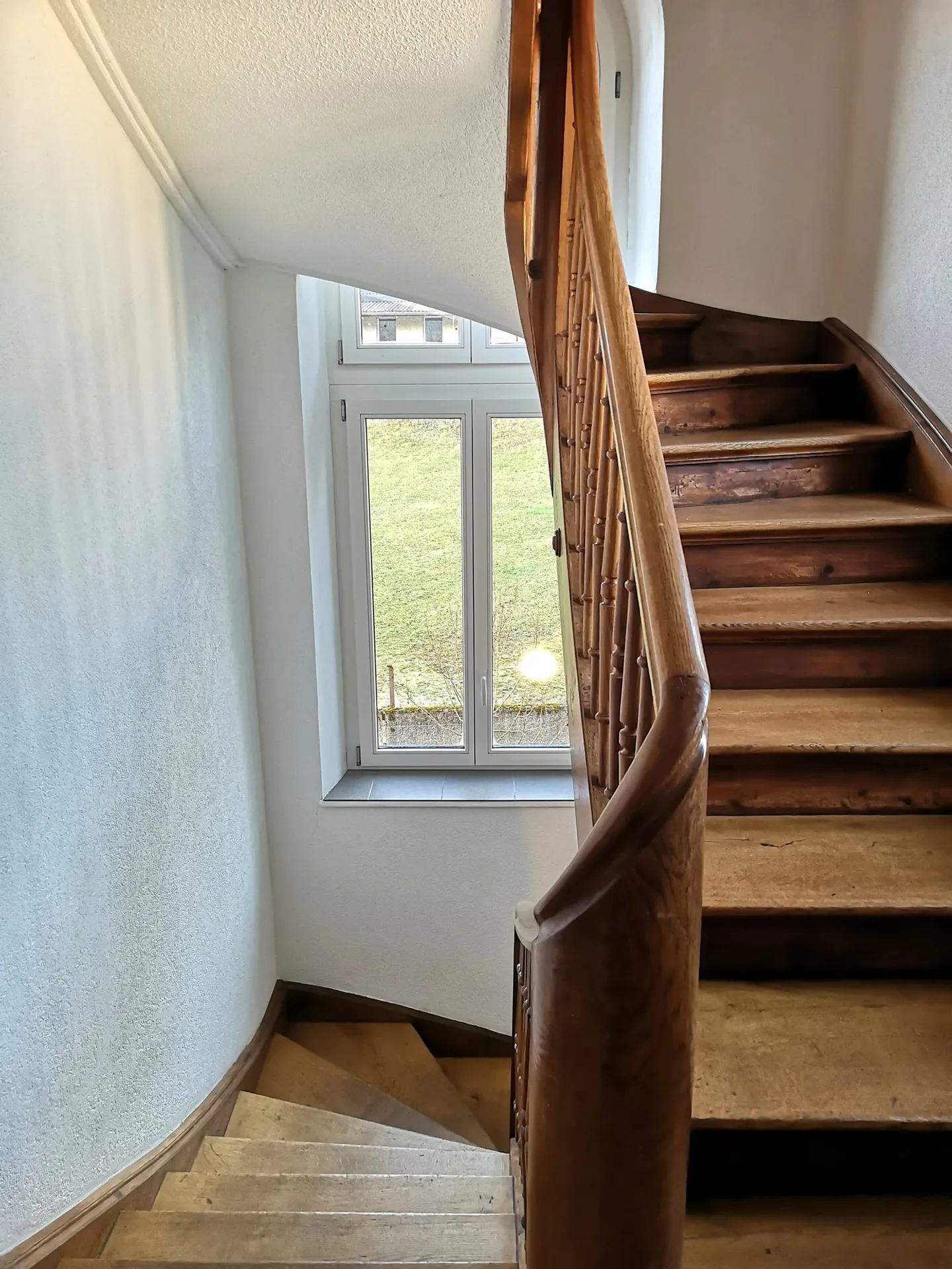 Ampia casa familiare con giardino - Foto 28 di 45