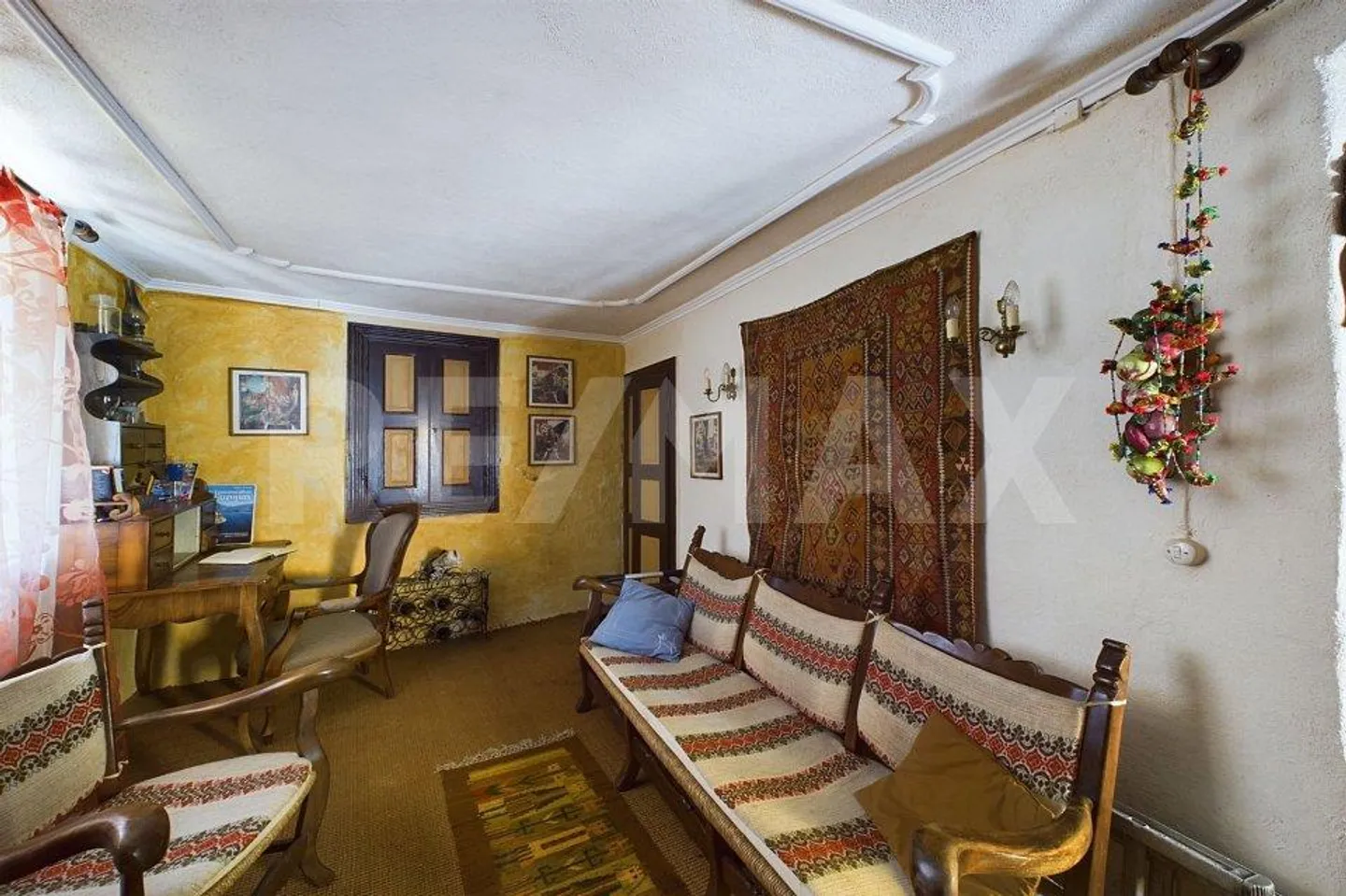 Charming Ticino house in historic style with a Mediterranean touch - Photo 6 of 13