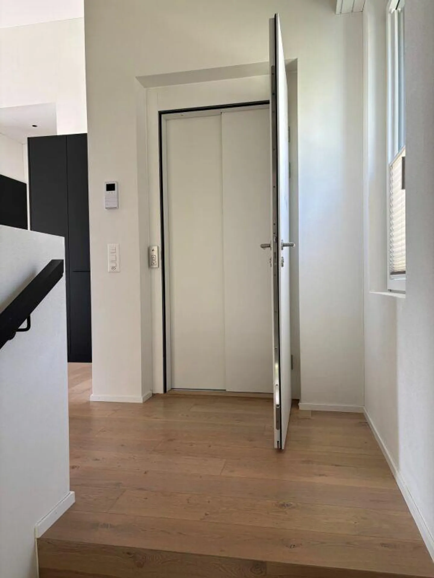 Exklusive Penthousewohnung mit See- und Bergsicht - Foto 8 von 17