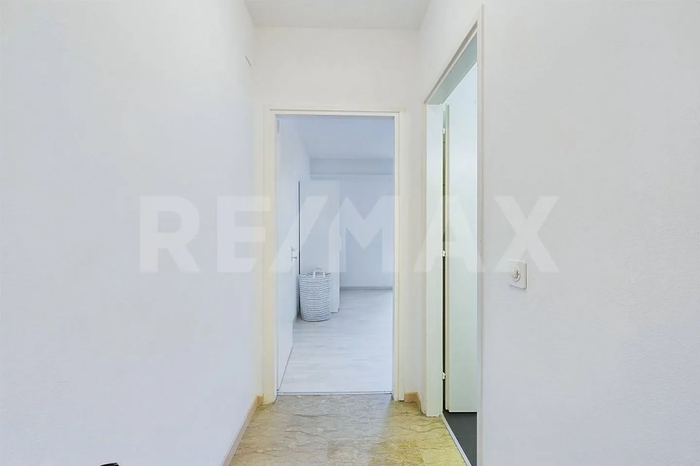 City Apartment with Yield - Photo 8 of 13