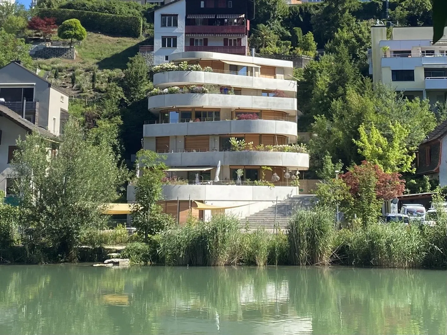 Appartement terrasse unique de 3.5 pièces sur le Kappisee - Photo 1 sur 8