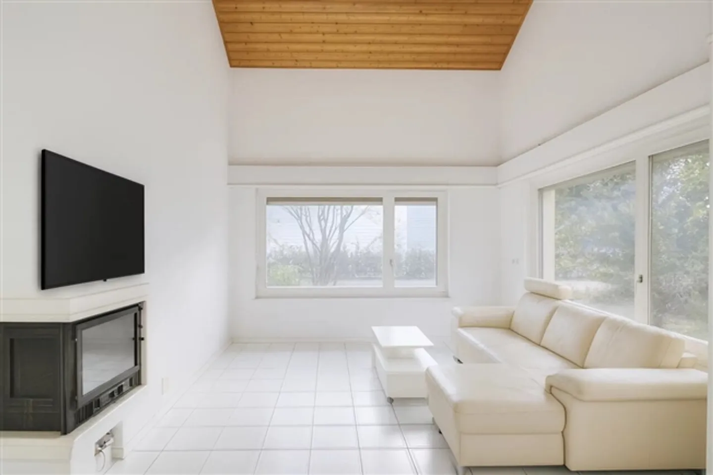 House with 5.5 rooms in Le Bouveret - Photo 1 of 12