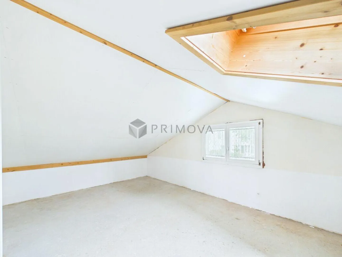 Realizza il tuo sogno abitativo personale - Casa unifamiliare con grande giardino e buona connessione autostradale cerca un nuovo proprietario - Foto 8 di 13