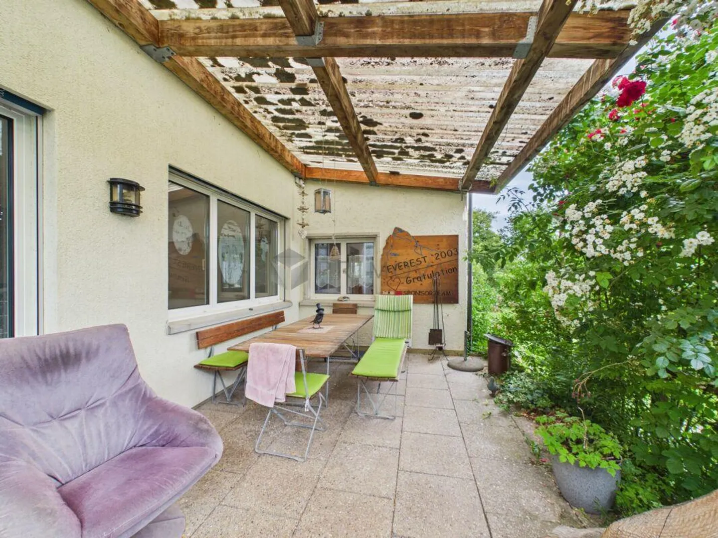 Realizza il tuo sogno abitativo personale - Casa unifamiliare con grande giardino e buona connessione autostradale cerca un nuovo proprietario - Foto 10 di 13