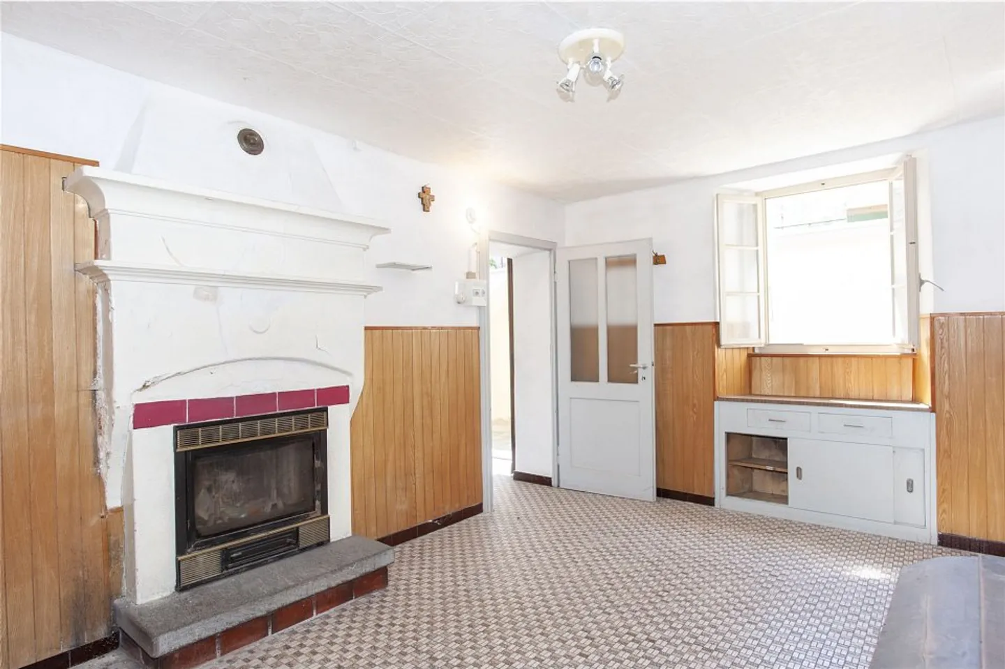 Casa nel nucleo con grande terrazza - Foto 7 di 14