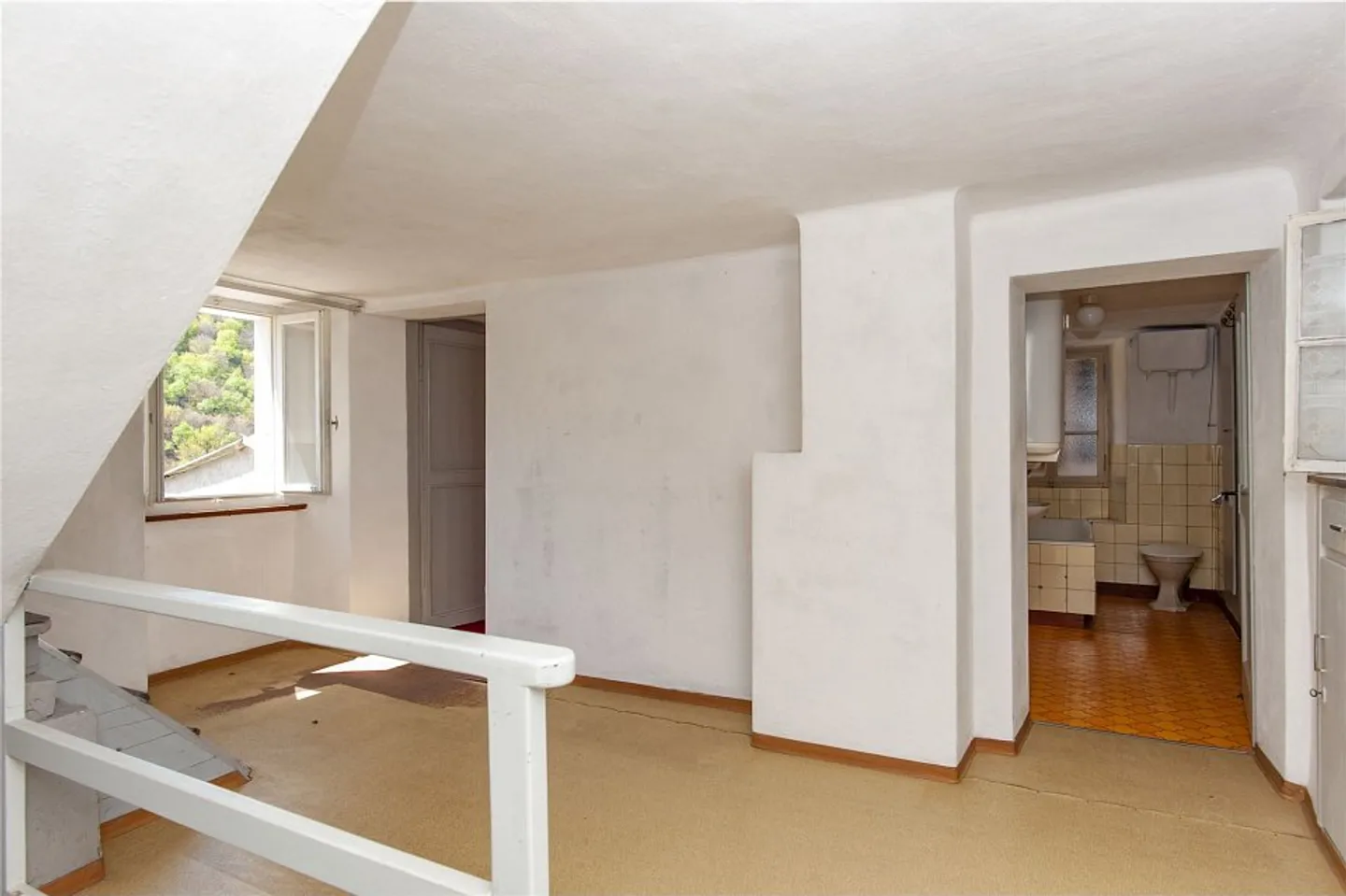 Casa nel nucleo con grande terrazza - Foto 8 di 14