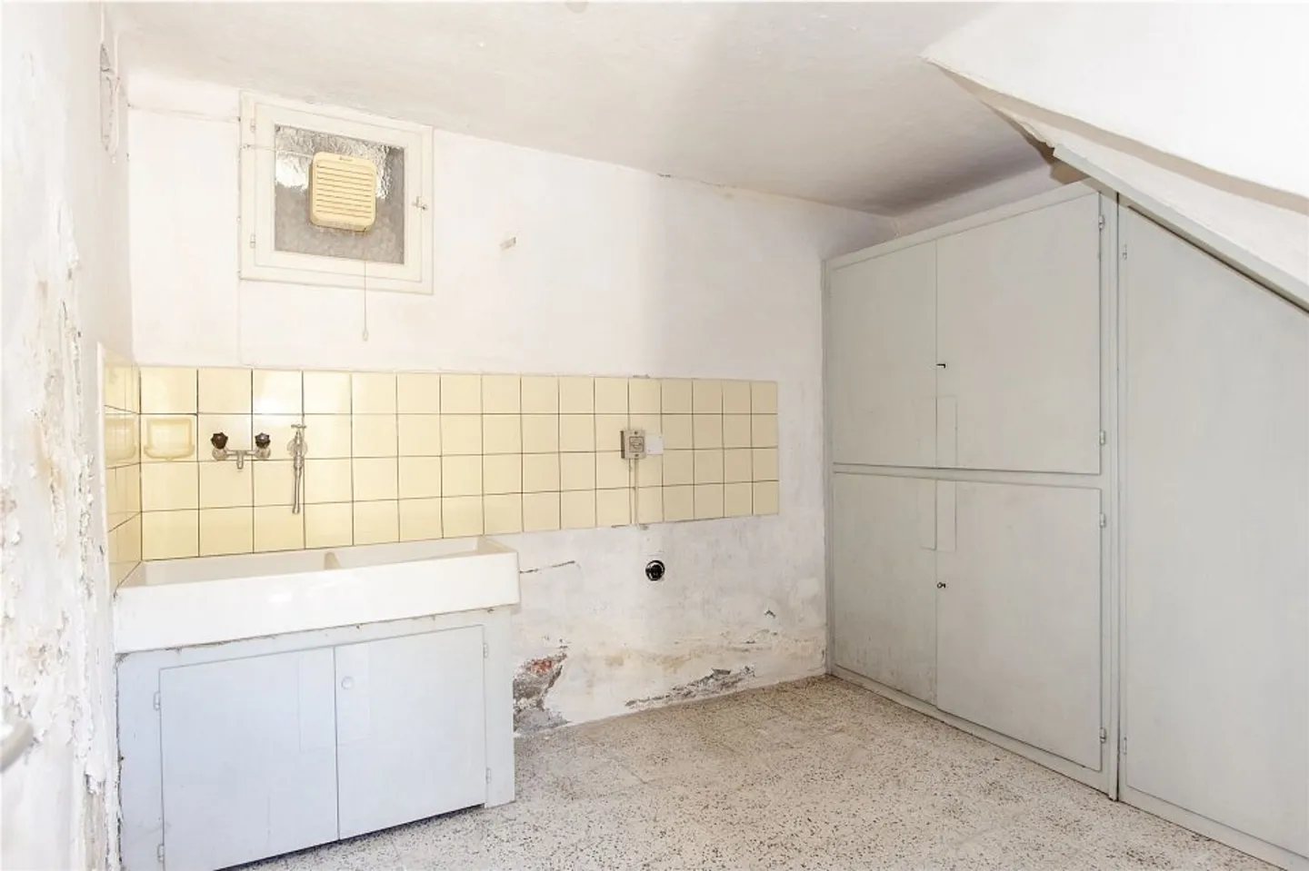 Casa nel nucleo con grande terrazza - Foto 10 di 14