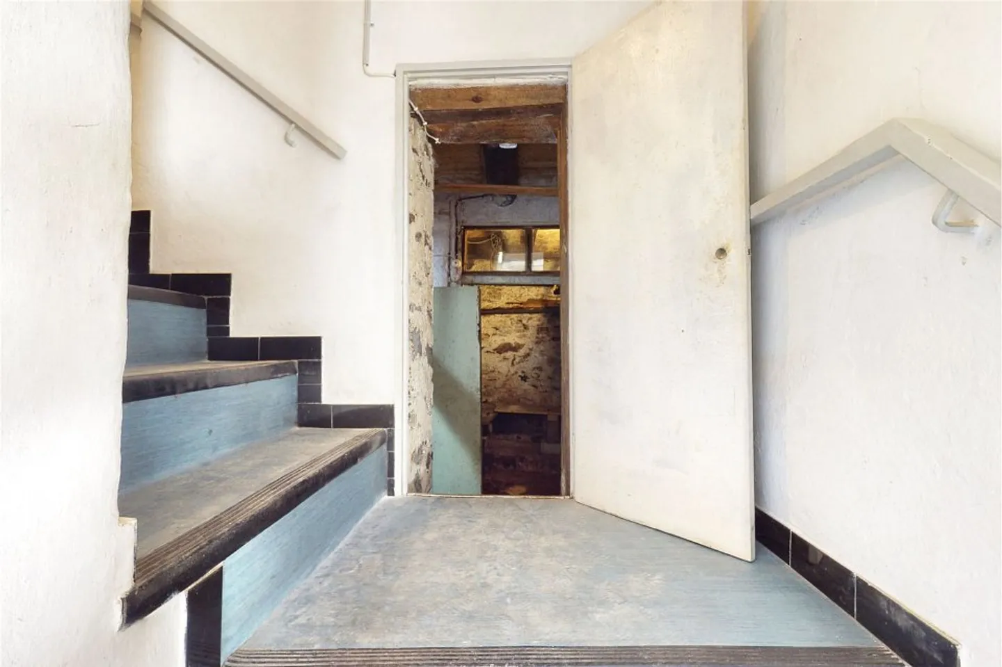 Casa nel nucleo con grande terrazza - Foto 11 di 14