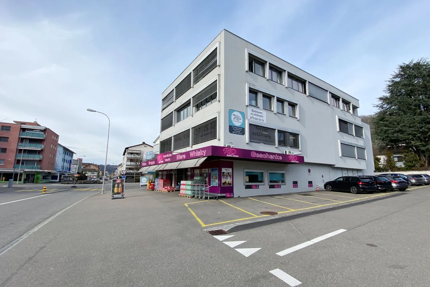 Office space near the central square - Photo 2 of 13