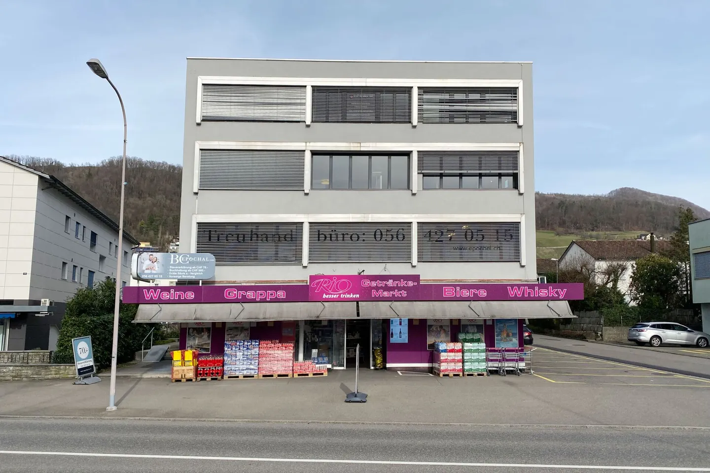 Office space near the central square - Photo 3 of 13