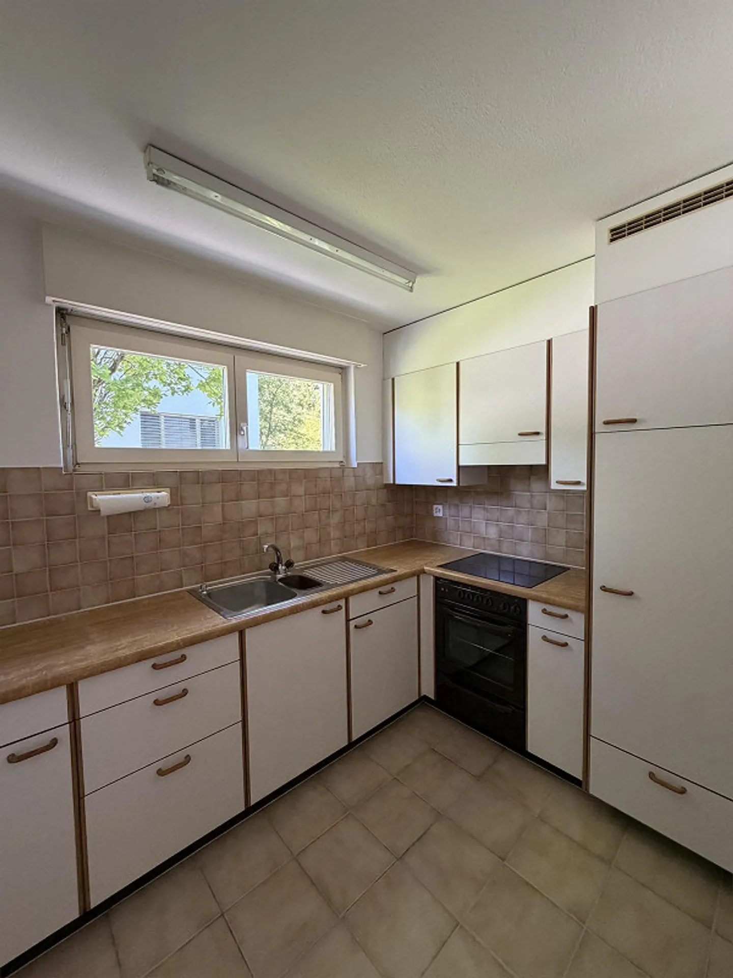 Appartamento 2 camere affascinante in una posizione tranquilla - Foto 3 di 9