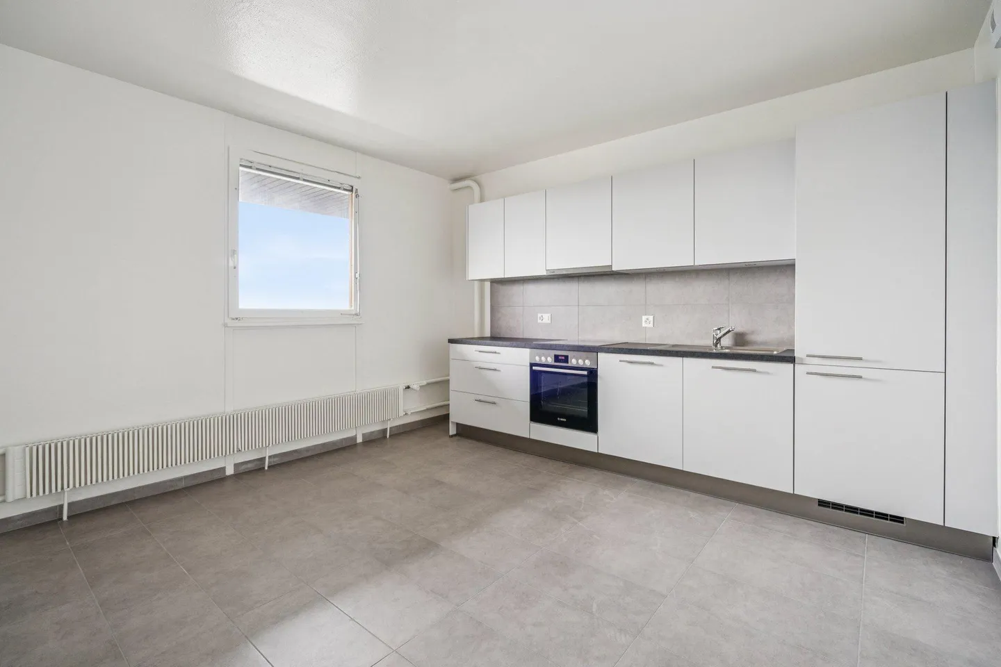 Appartamento ristrutturato di 3 stanze - Foto 3 di 7