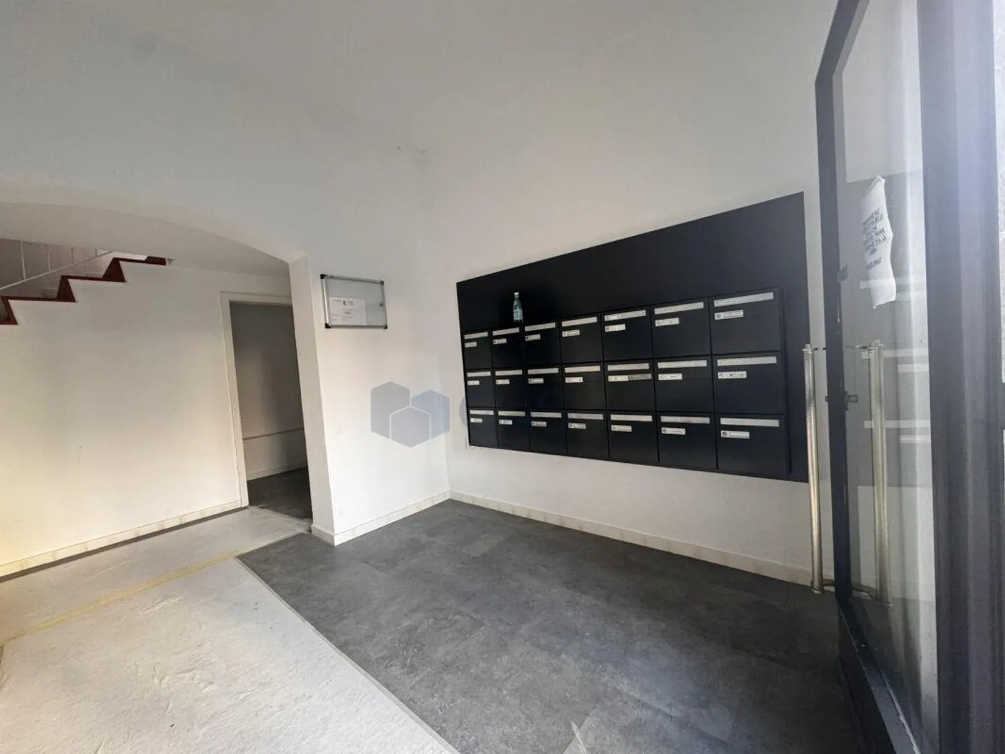 MASSAGNO - 4.5 RENOVATED - TURNKEY - Photo 17 of 18