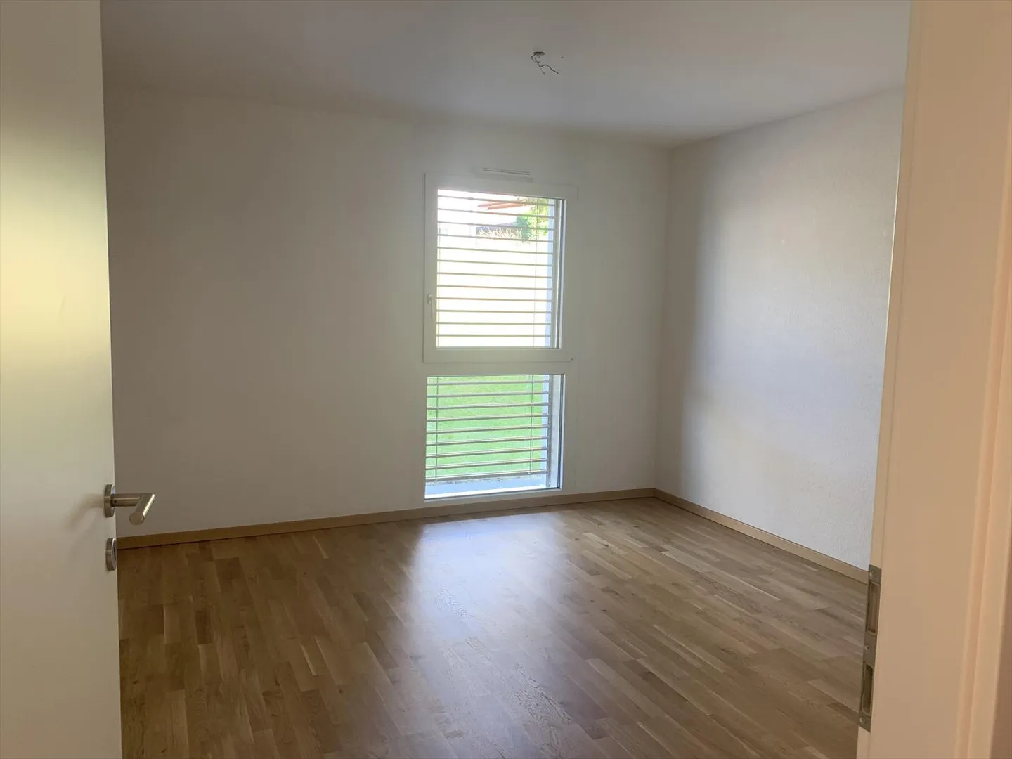 3.5 Room Apartment - Photo 8 of 10