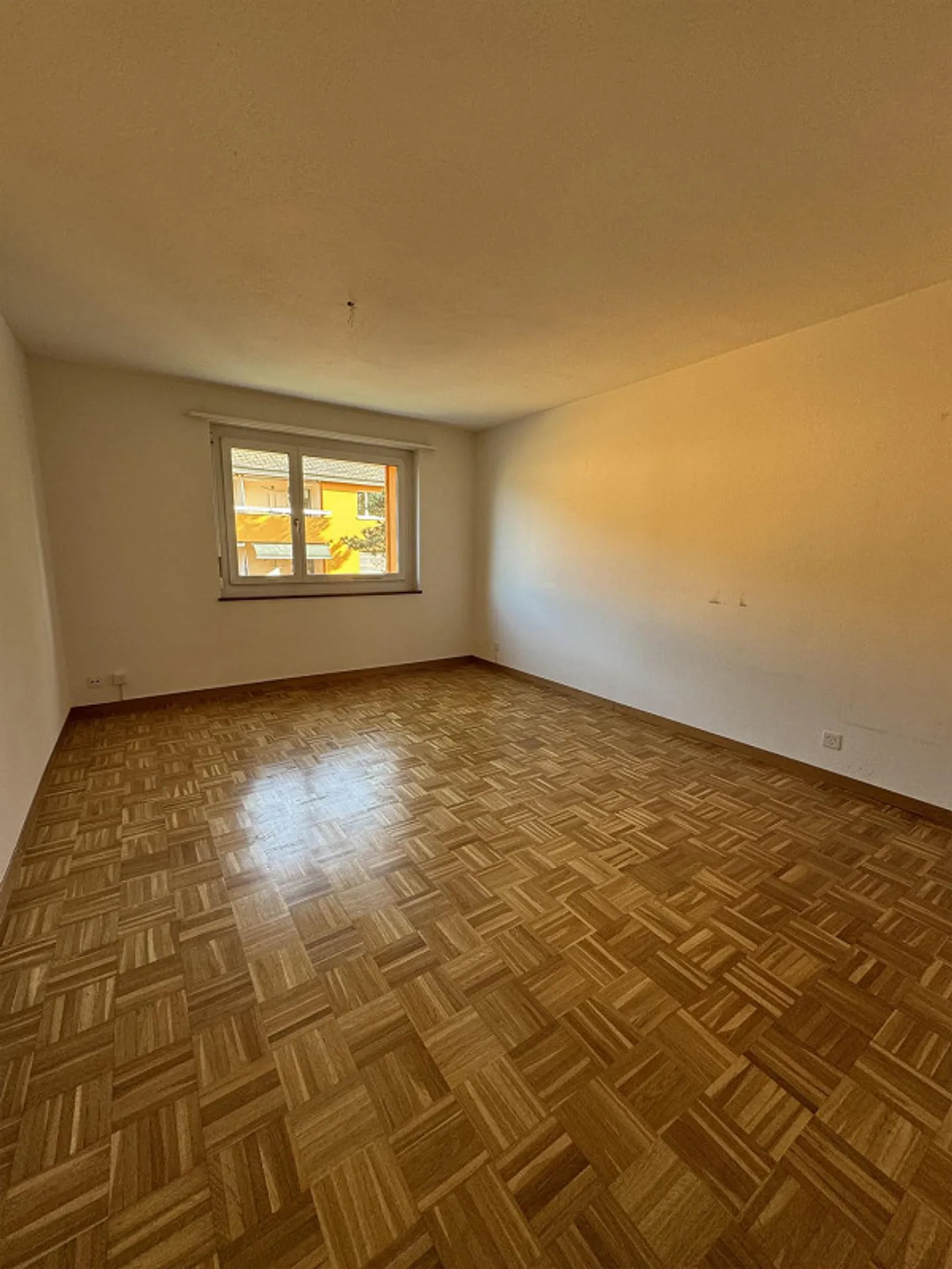 grosszügige Wohnung in Binningen - Foto 4 von 8