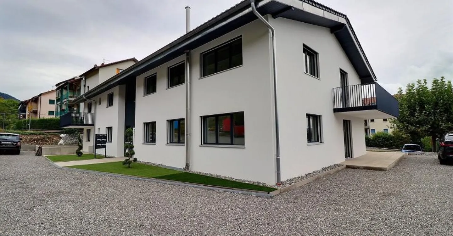 Ampio appartamento di 4,5 stanze in affitto! - Foto 1 di 10