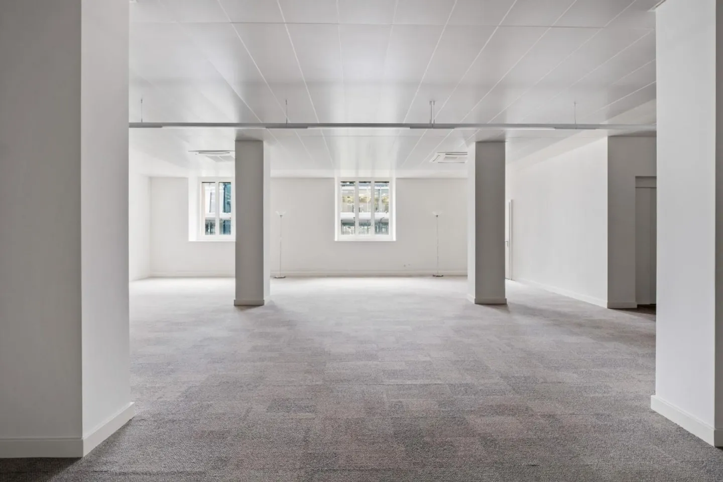 Gewerbefläche in Sécheron - Foto 3 von 11