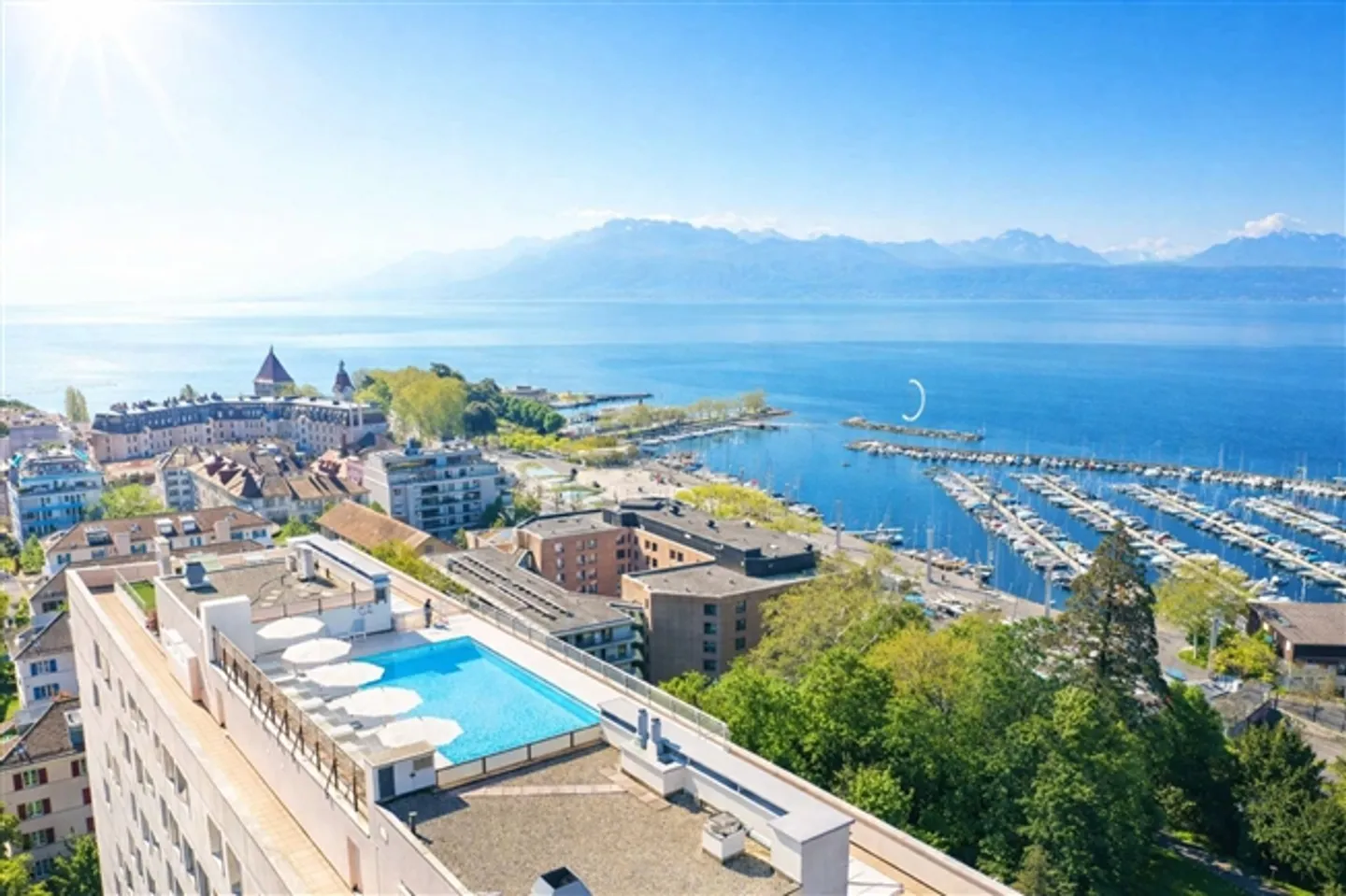 Nel cuore di Ouchy, lussuoso appartamento di 7 stanze con vista sul lago - Foto 1 di 13