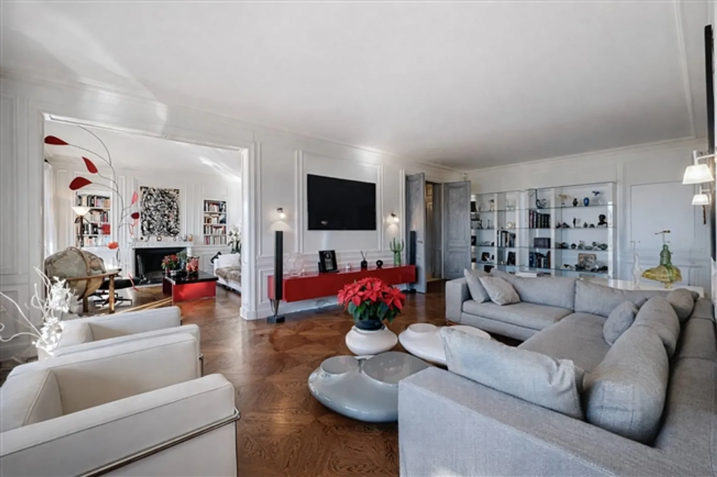 Nel cuore di Ouchy, lussuoso appartamento di 7 stanze con vista sul lago - Foto 3 di 13