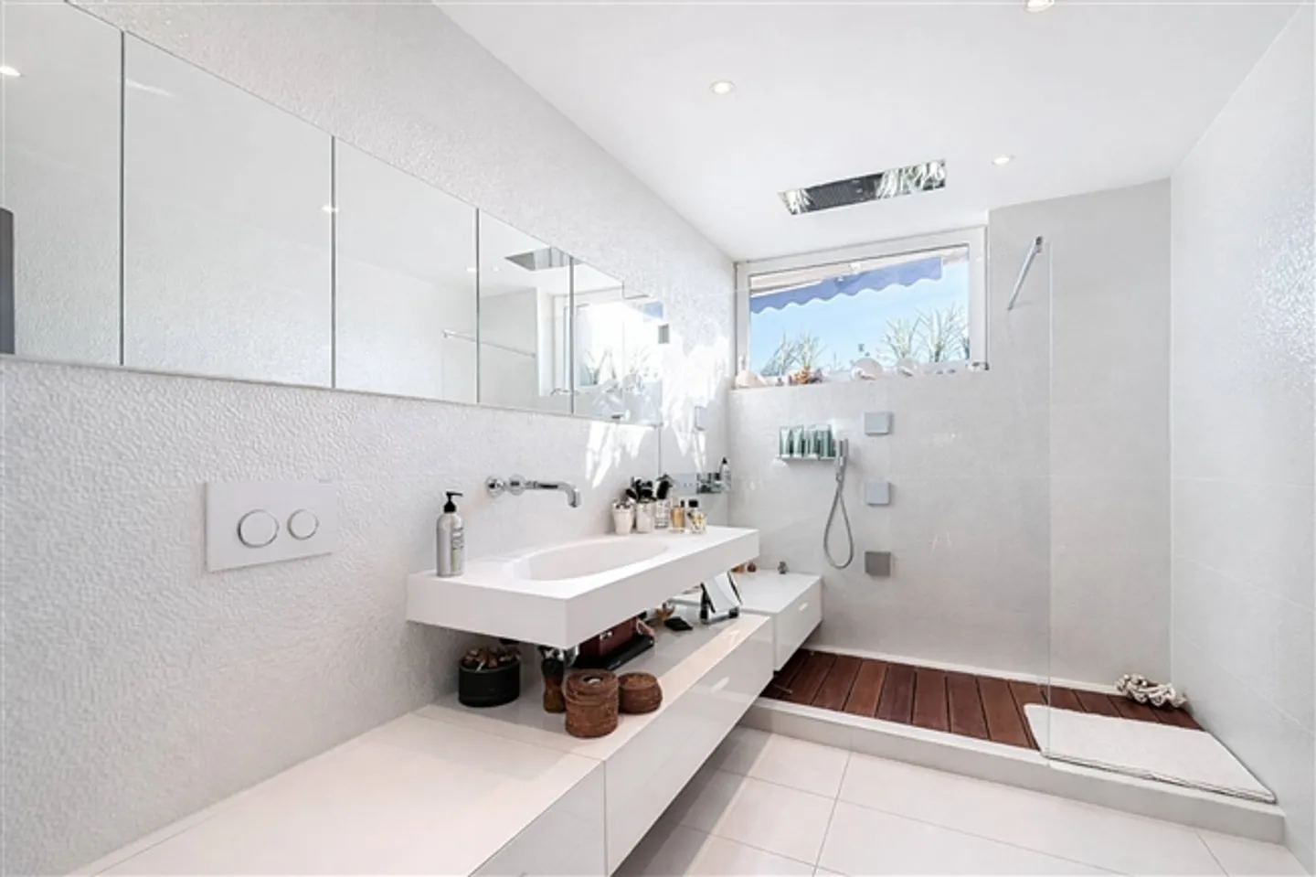 Nel cuore di Ouchy, lussuoso appartamento di 7 stanze con vista sul lago - Foto 9 di 13