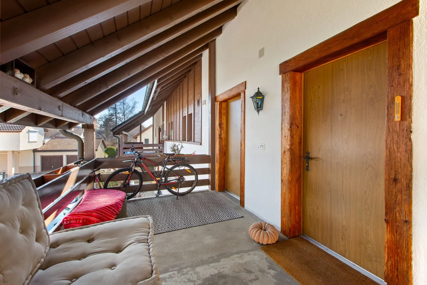 Centrale con vista sul verde! - Foto 2 di 12